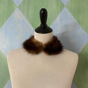 Vintage 1950s/ 60s Fur Peter Pan Collar